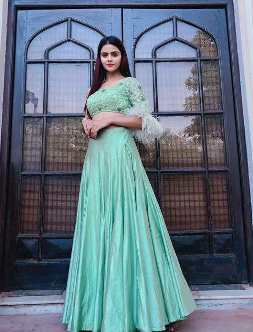 Priyanka Chahar Choudhary height and body stats