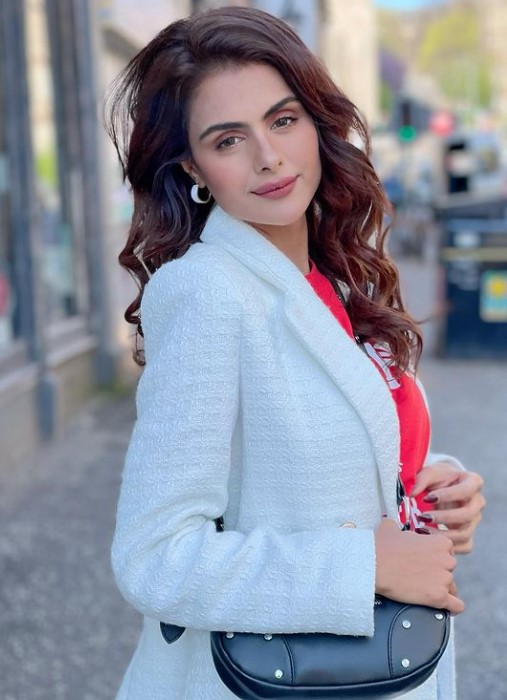 Priyanka Chahar Choudhary lives her lavish lifestyle