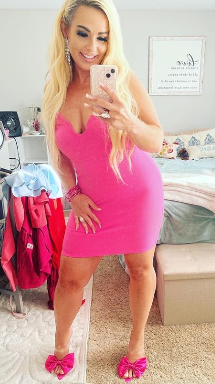 Sarah Juree height and body stats