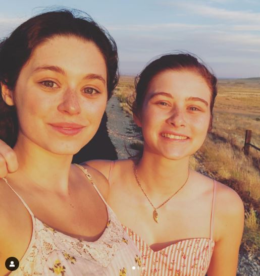 Xaria Dotson and her sister Zoë Dotson