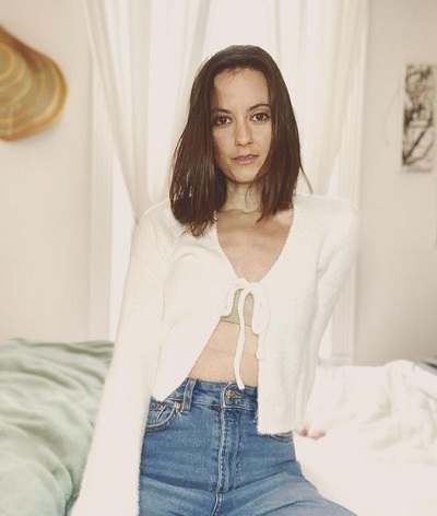 Casey Hartnett is a world-famous actress, writer, producer, filmaker, and artist from Chicago, United States