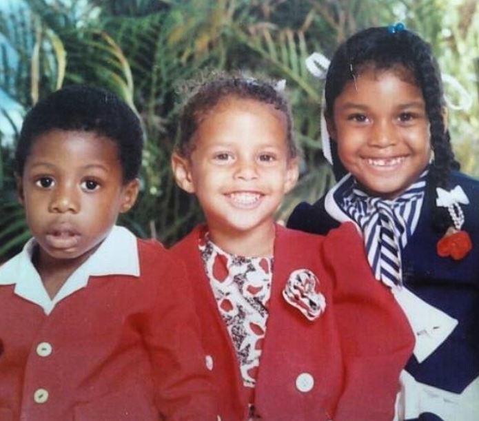 Childhood photo of Crystal with her siblings Roxanne Williams (sister) and Kevin Williams (brother)