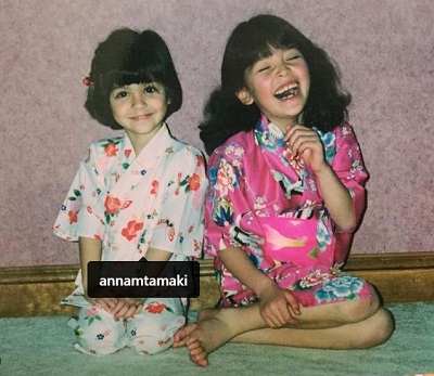 Ellen Tamaki with her sister Anna Tamaki