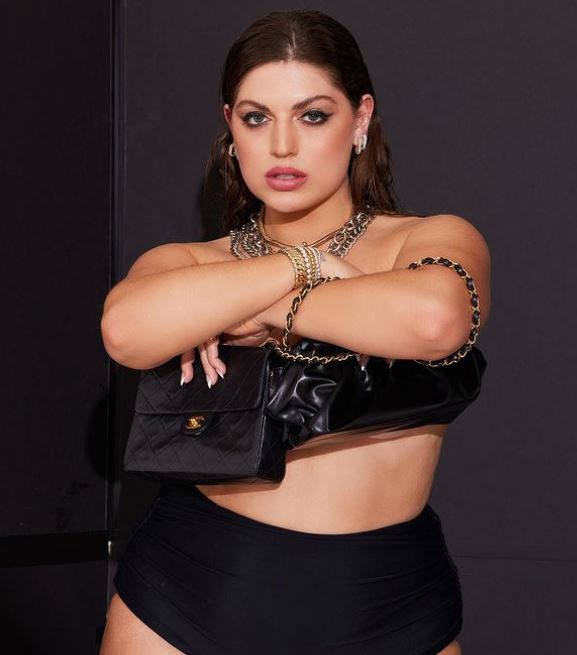 Gabriella Halikas is a model