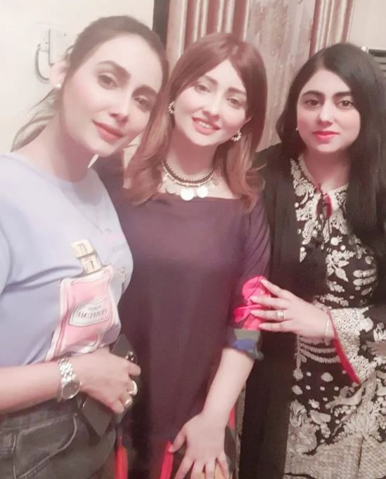 Javeria with her friends