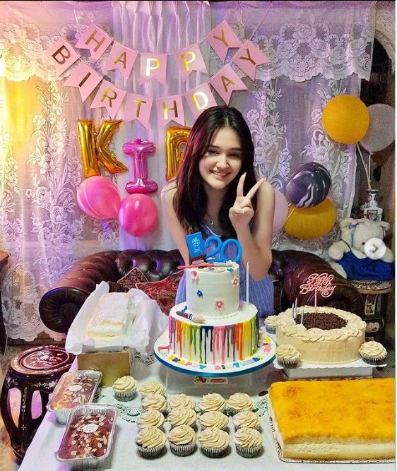 Kira Balinger celebrates her 20th birthday