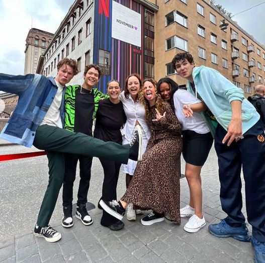 Nikita Uggla with her friends