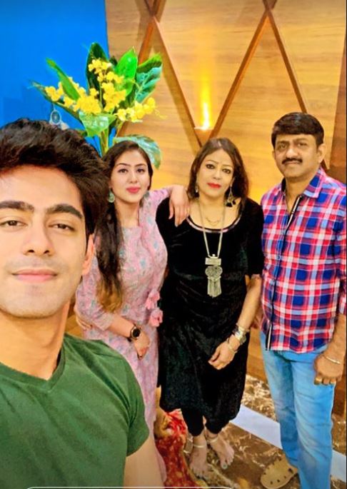 Rishabh Jaiswal with his family