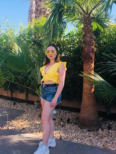 Shannon Carpenter height is 5 feet 5 inches