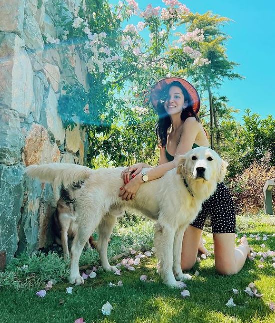 Hazal with her dog