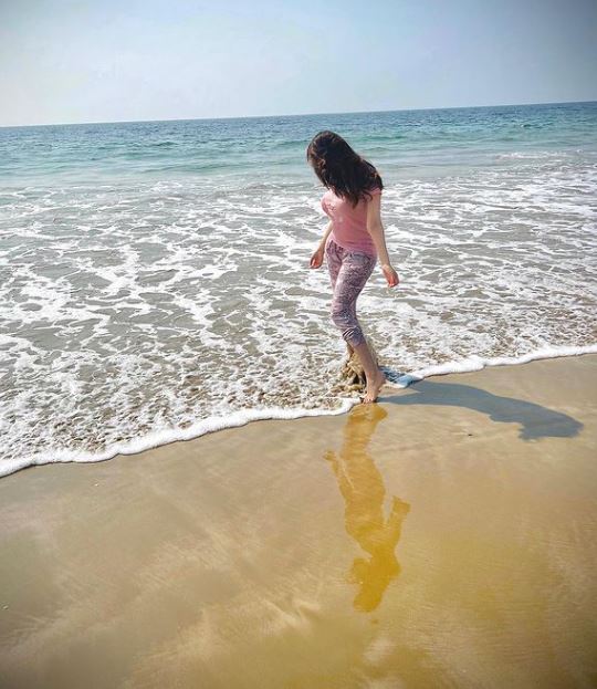 Jannat loves to go to beach