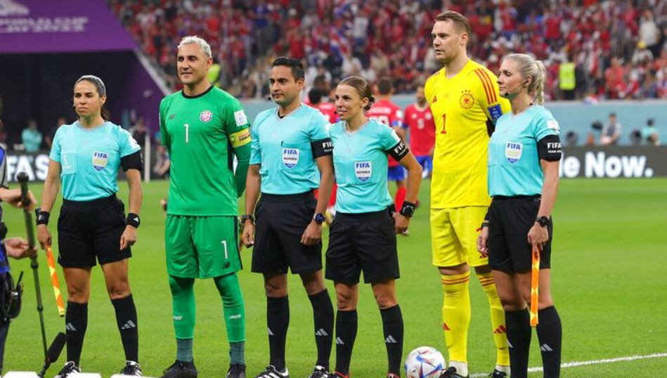 Karen Diaz with other referees