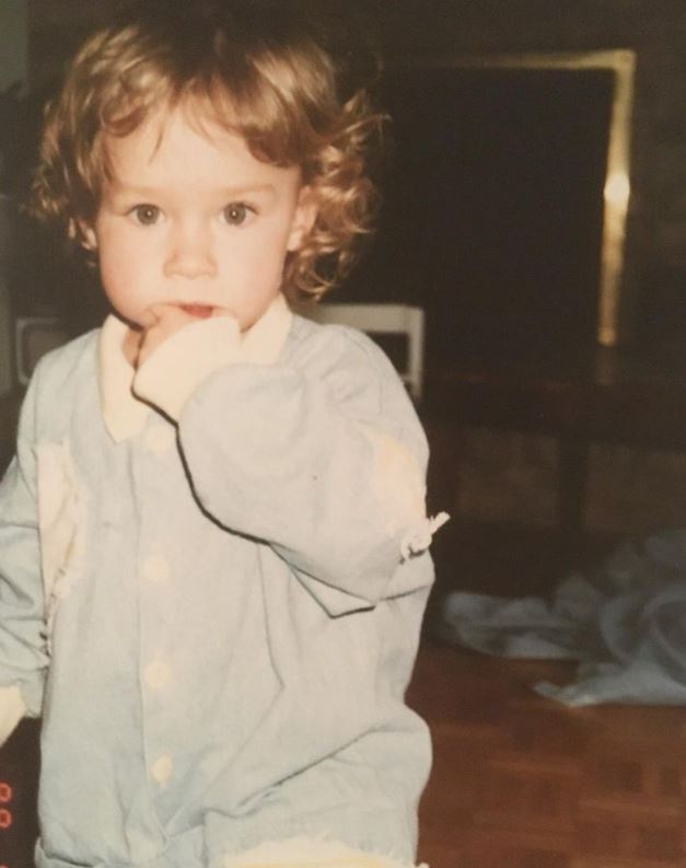 A childhood image of Maïka Desnoyers