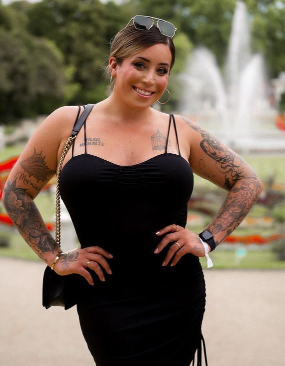 About Jolina Mennen