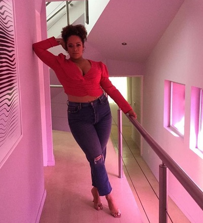 Aneesa Ferreira height is 5 feet 7 inches tall