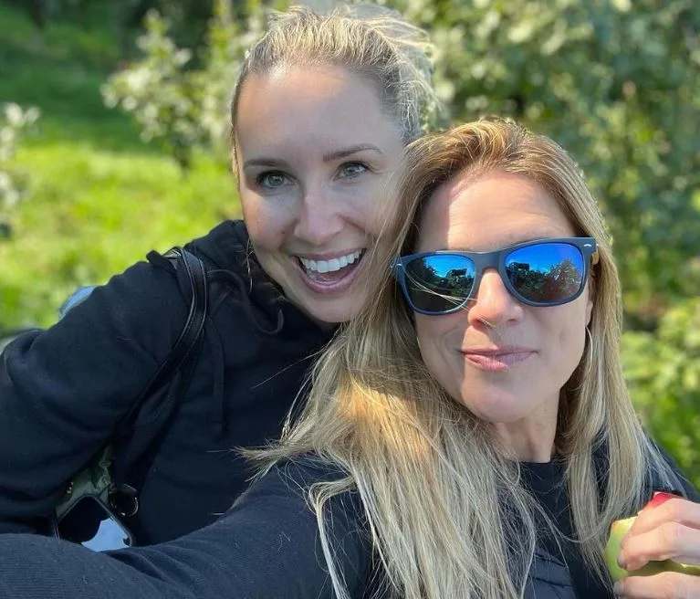 Maïka Desnoyers with her mom Marie-Lou Maltais