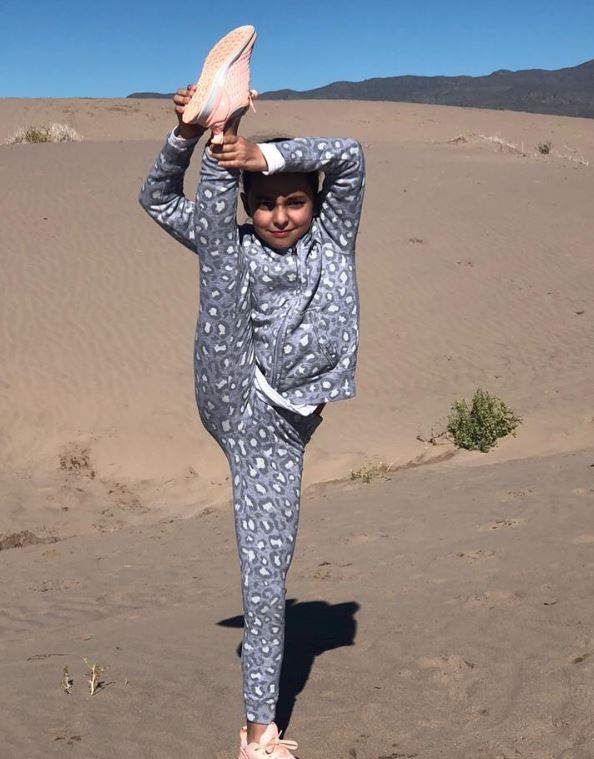 Mariandrea Villegas has a flexible body