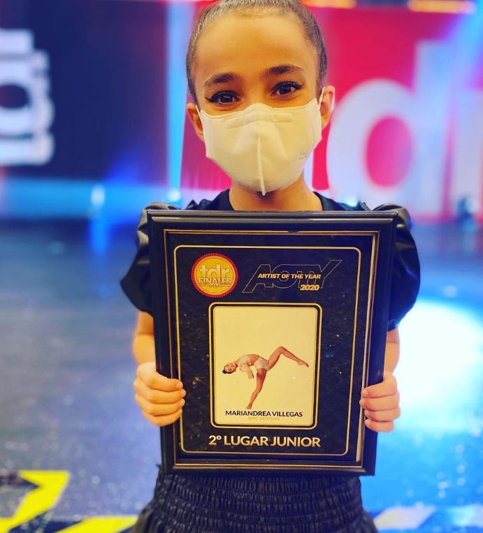 Mariandrea Villegas won trophy