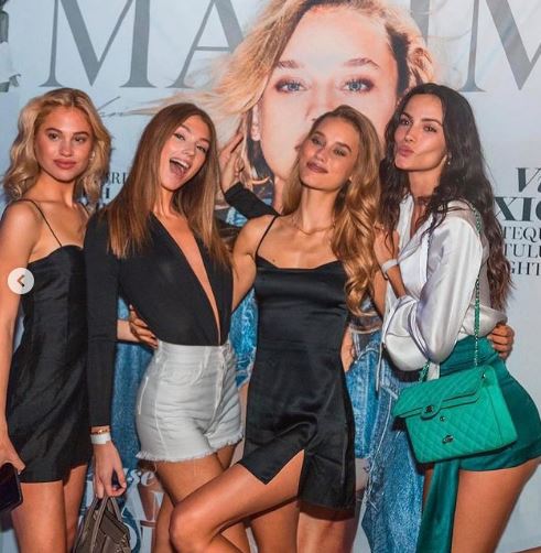Sofia Resing and her friends