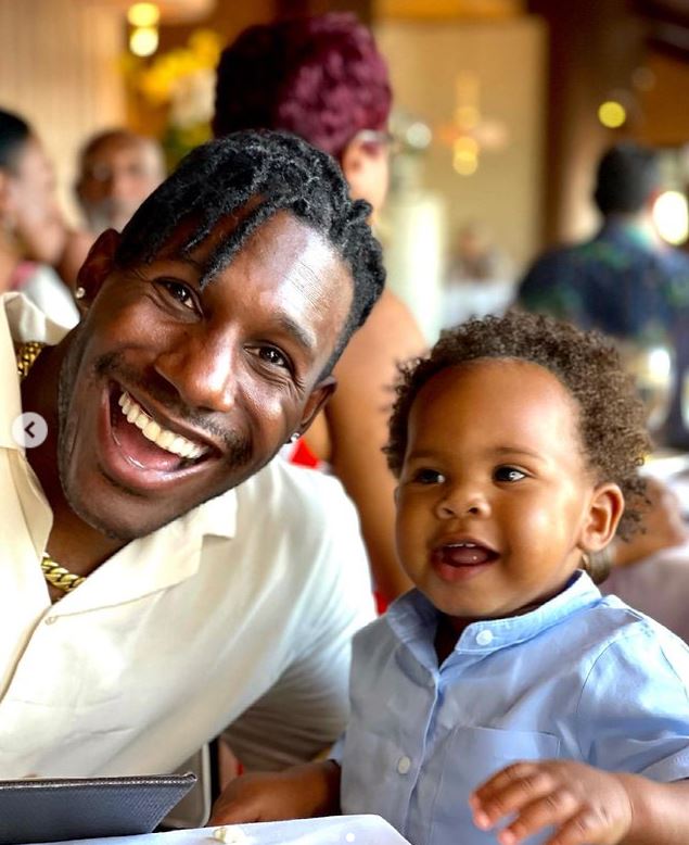 Tor’i Brooks with his nephew