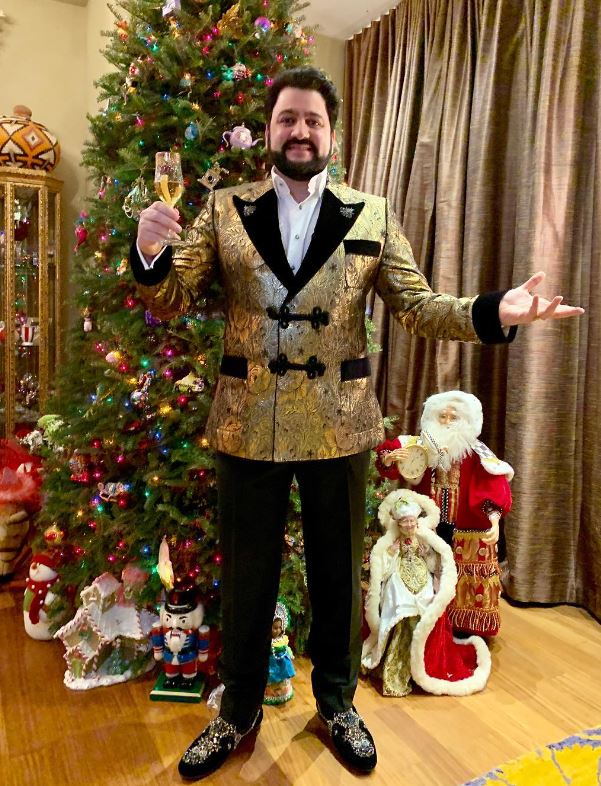 Yusif Eyvazov loves to celebrate christmas