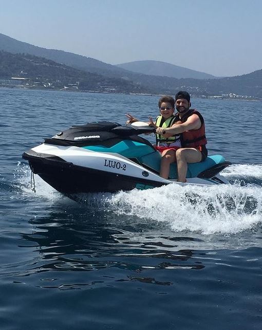 Yusif Eyvazov loves to do motor boating