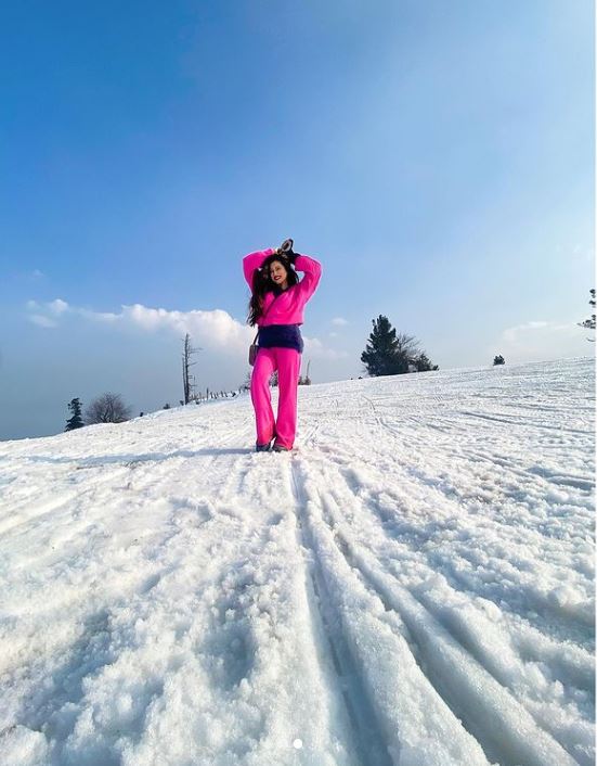 Falaq Naaz loves to visits icy areas