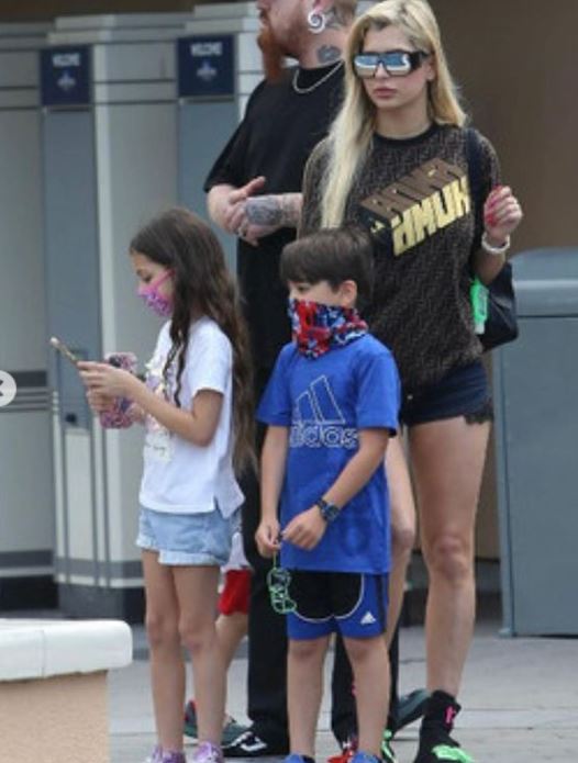 Mandana Bolourchi with her kids