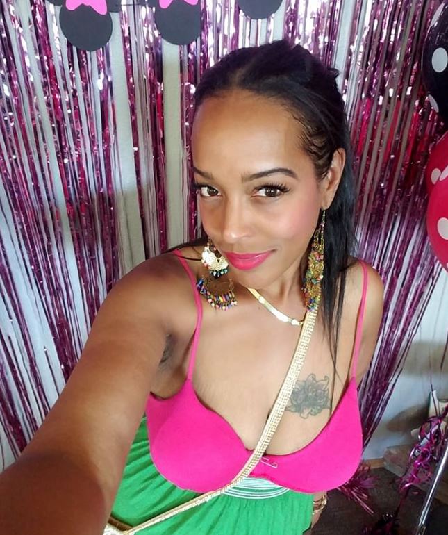 Nikita Mathis is currently single