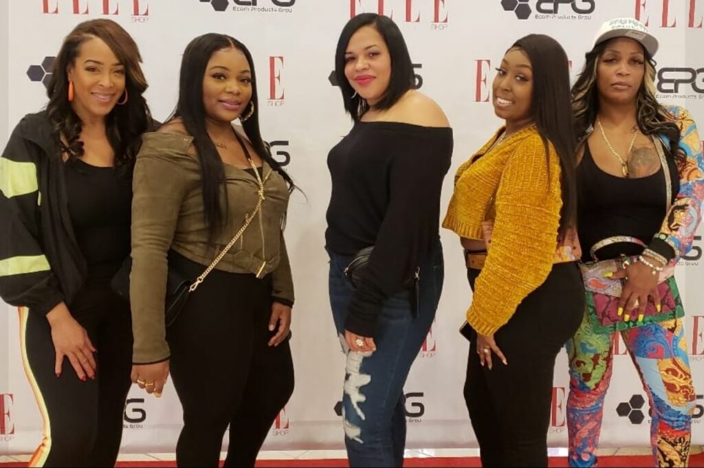 Nikita Mathis with her friends