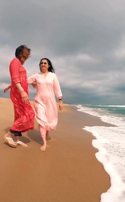 Subbalakshmi Bhatia prefers to go to beaches with her mother