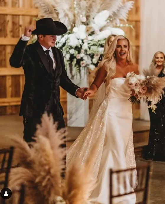 Summer Duncan and her husband Jon Pardi's wedding image