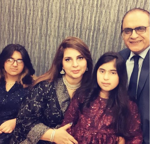 Amber Nosheen with her husband Mehmood Aslam and daughters