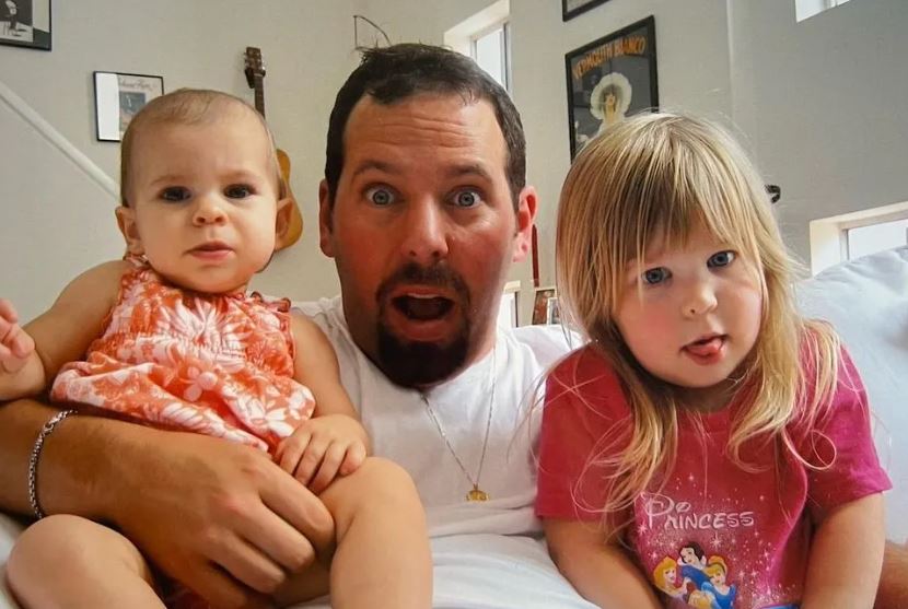 Georgia Kreischer's childhood image with her father Bert Kreischer and sister IIa