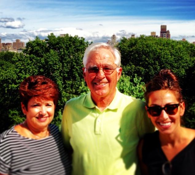 Lauren Simonetti with her parents