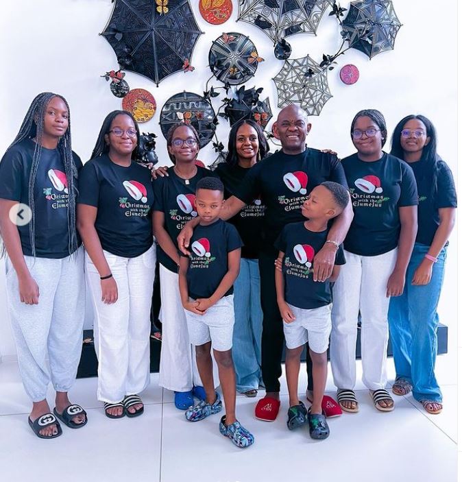 Tony Elumelu with his wife Awele Vivian Elumelu and kids