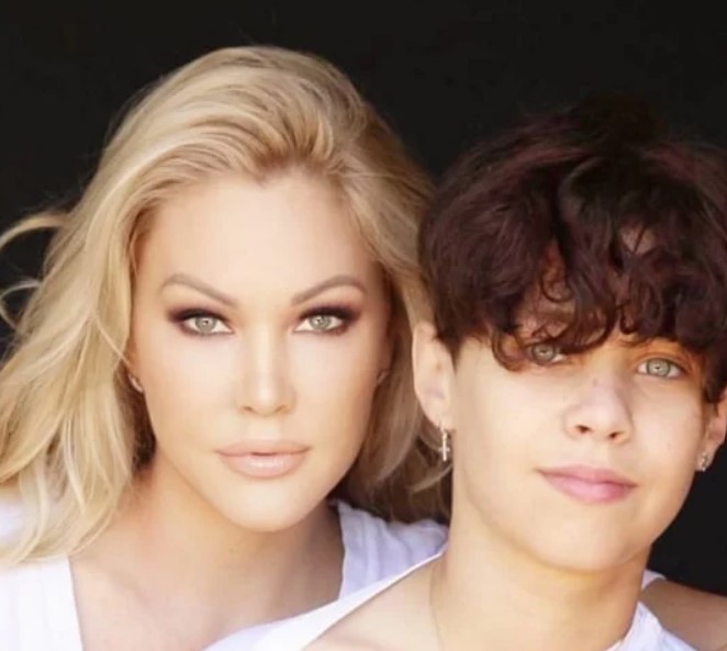 Landon Barker was born to Shanna Moakler and Travis Barker