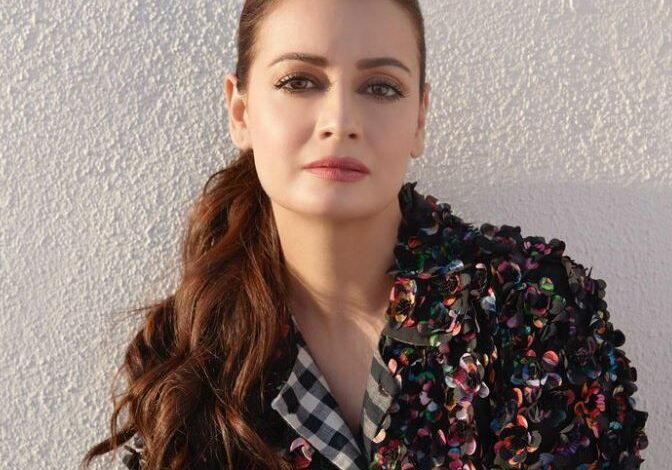Dia Mirza asks Twitter Why She doesn’t have a Blue Tick Despite Paying for it