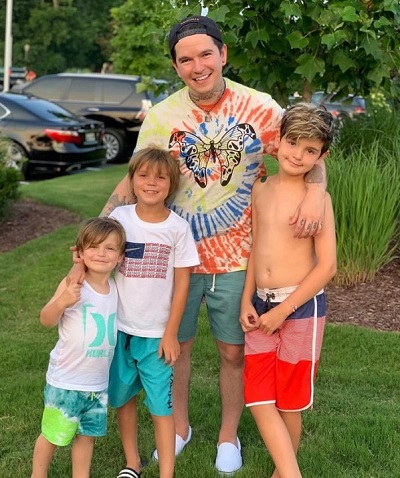 Kenneth Nixon with his kids Kaedyn, Landry and Zayd.
