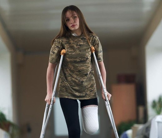 Ruslana Danilkina is a 19-year-old Ukrainian soldier who lost her leg in the war against Russia