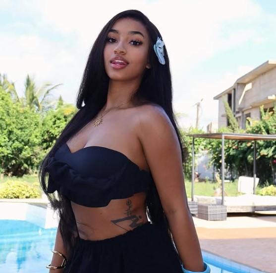 Jassmineuh bio