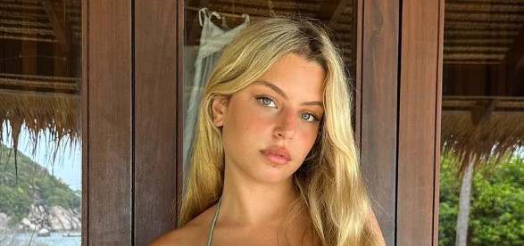 Lia Zion
