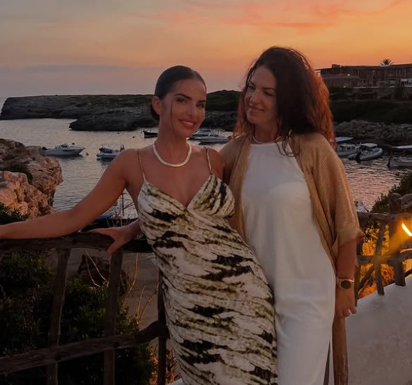 Marta Soriano with her mother