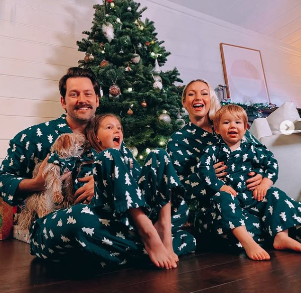 Dana Bomar with her husband and kids