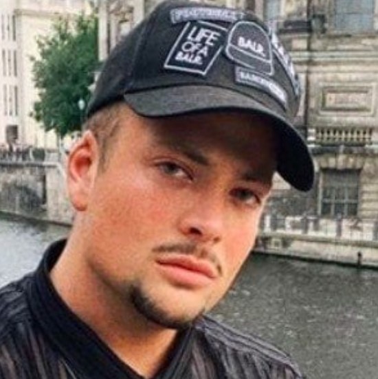 Mustey bio