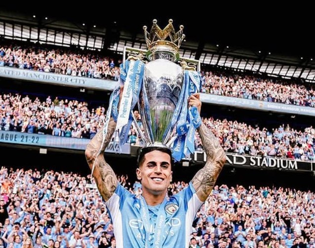 Joao Cancelo award
