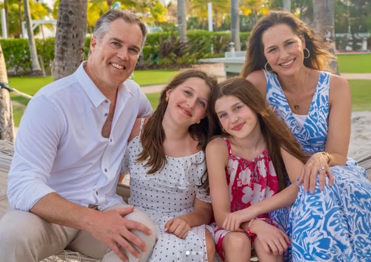 Alison Starling with her husband and kids