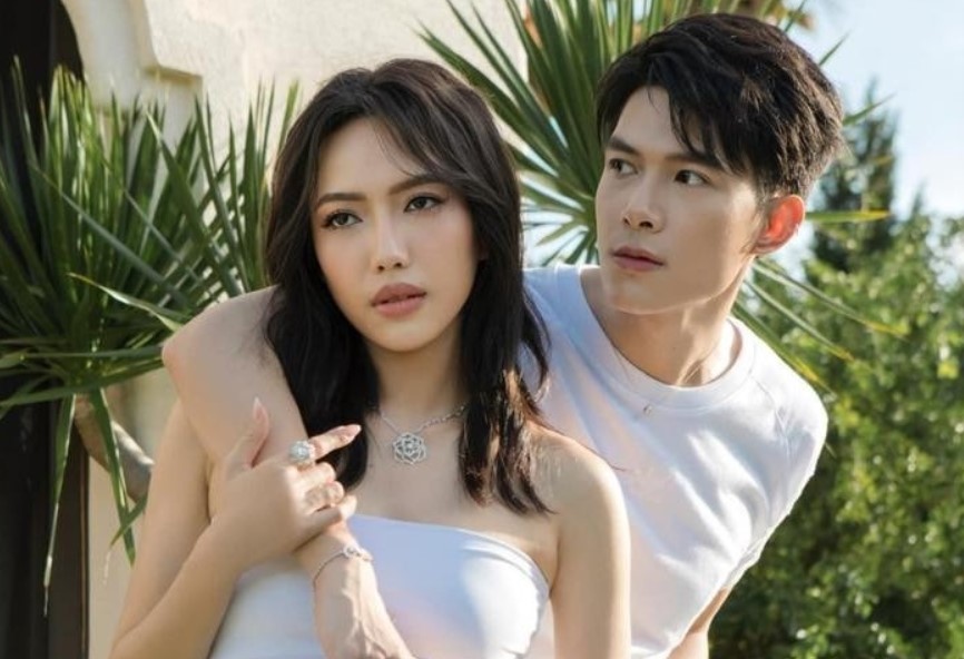 Anh Tu with his wife