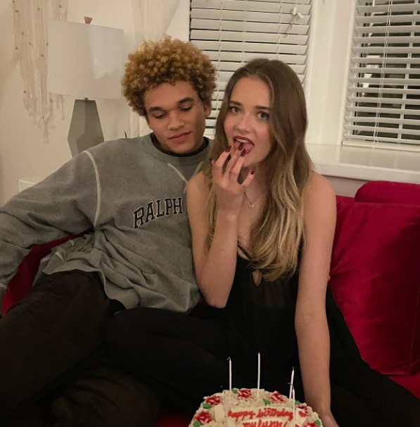 Reylynn Caster with her boyfriend