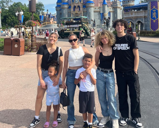 Weslie Fowler with her family